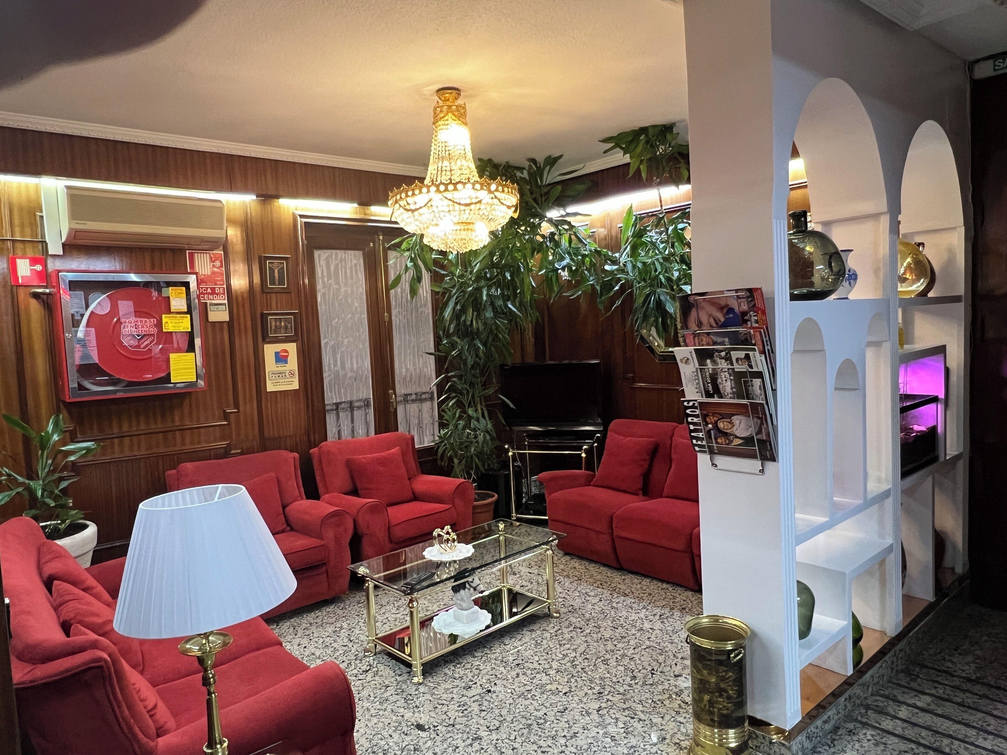 Hostal Sonsoles Madrid-Centro — Photos 2